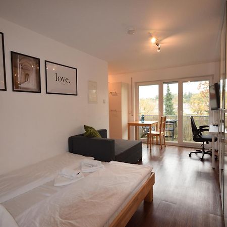 Biberach an der Riß Nestwerk Komfort R23-12 - Balkon, Arbeitsplatz & Zentrumsnah מראה חיצוני תמונה