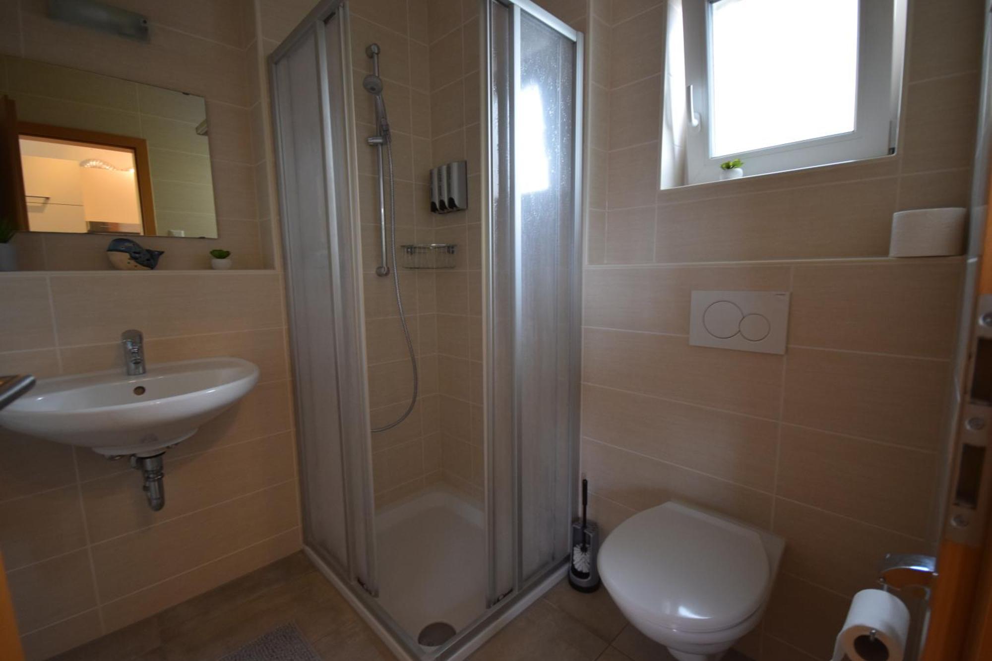 Biberach an der Riß Nestwerk Komfort R23-12 - Balkon, Arbeitsplatz & Zentrumsnah מראה חיצוני תמונה