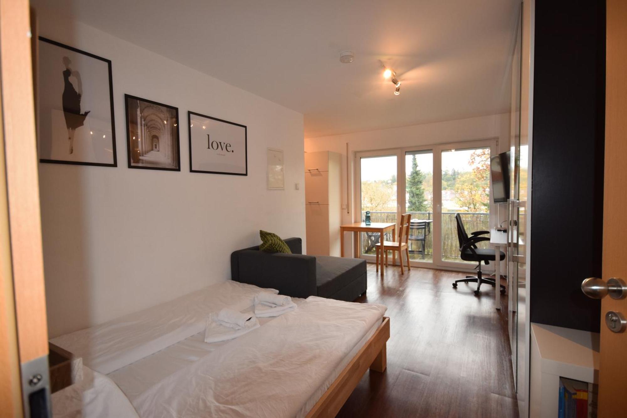 Biberach an der Riß Nestwerk Komfort R23-12 - Balkon, Arbeitsplatz & Zentrumsnah מראה חיצוני תמונה